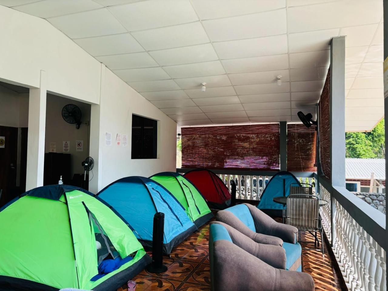לה ליברטאד La Casona Sv Hostal מראה חיצוני תמונה