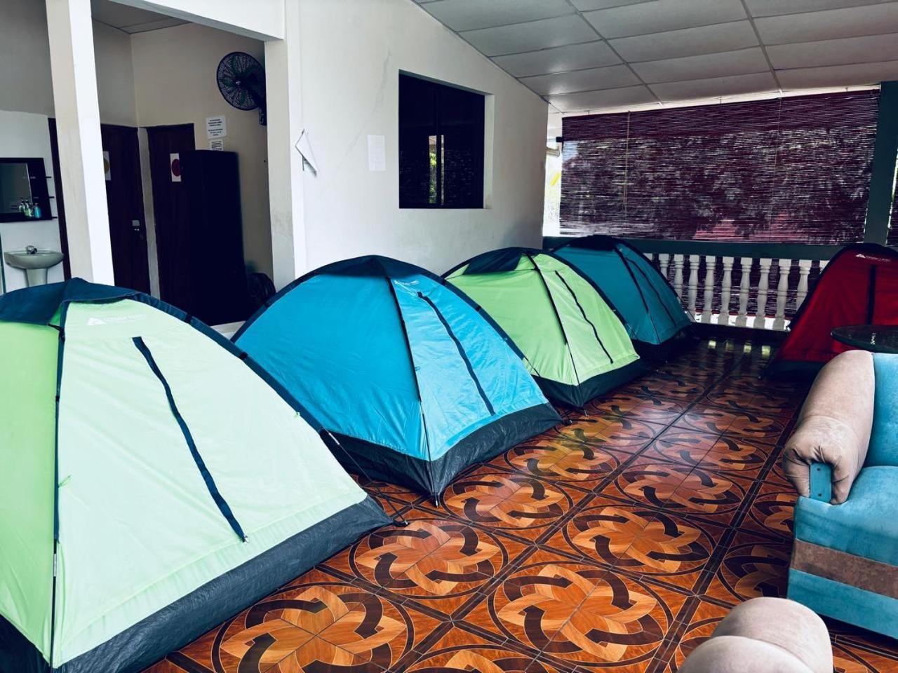 לה ליברטאד La Casona Sv Hostal מראה חיצוני תמונה