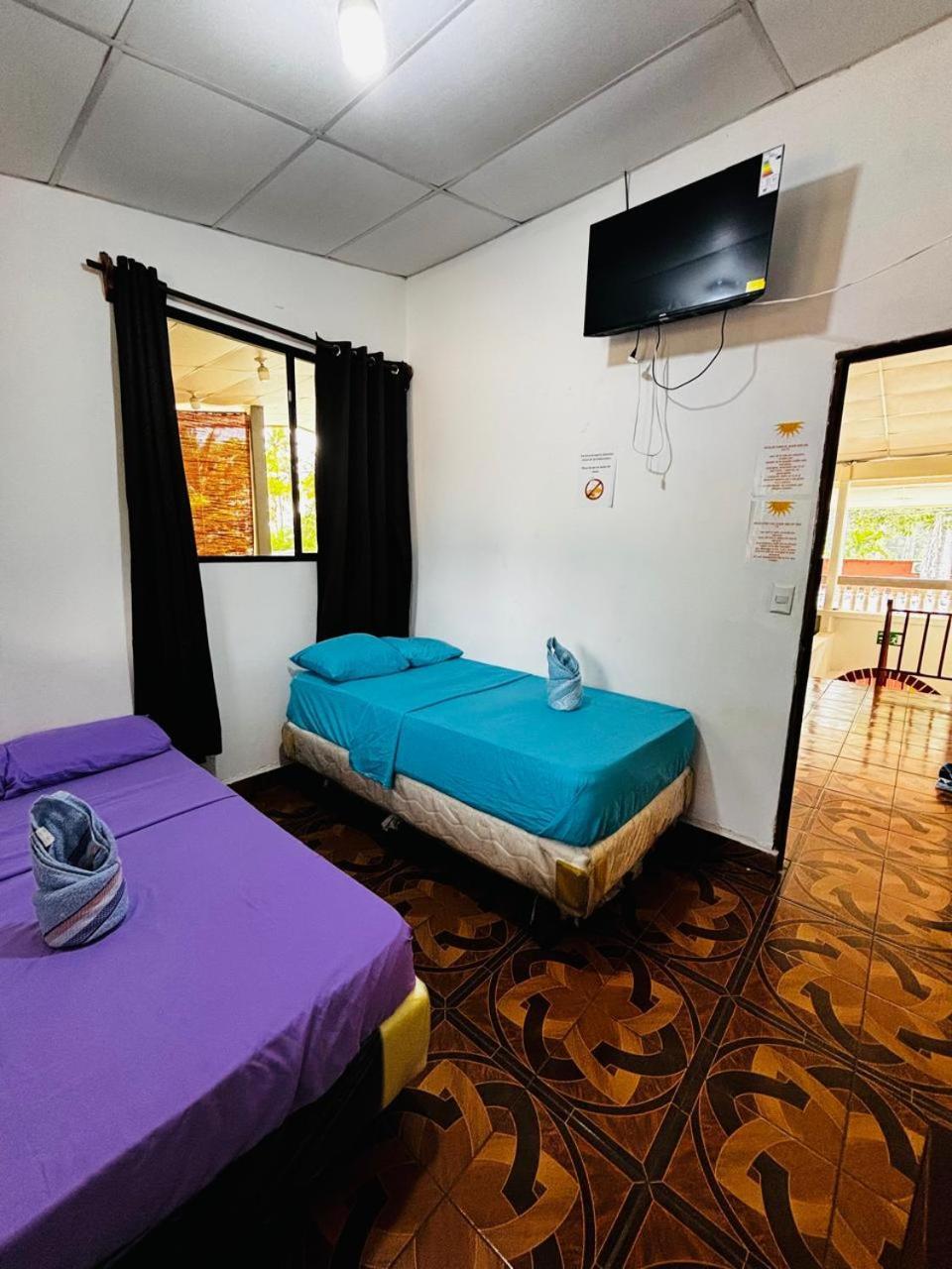 לה ליברטאד La Casona Sv Hostal מראה חיצוני תמונה