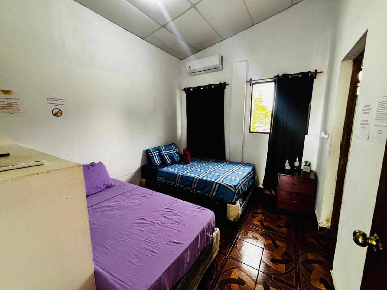לה ליברטאד La Casona Sv Hostal מראה חיצוני תמונה