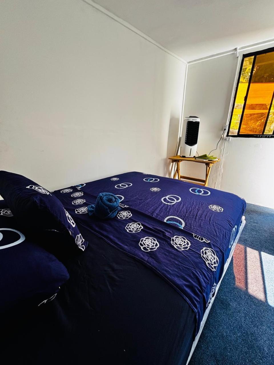 לה ליברטאד La Casona Sv Hostal מראה חיצוני תמונה