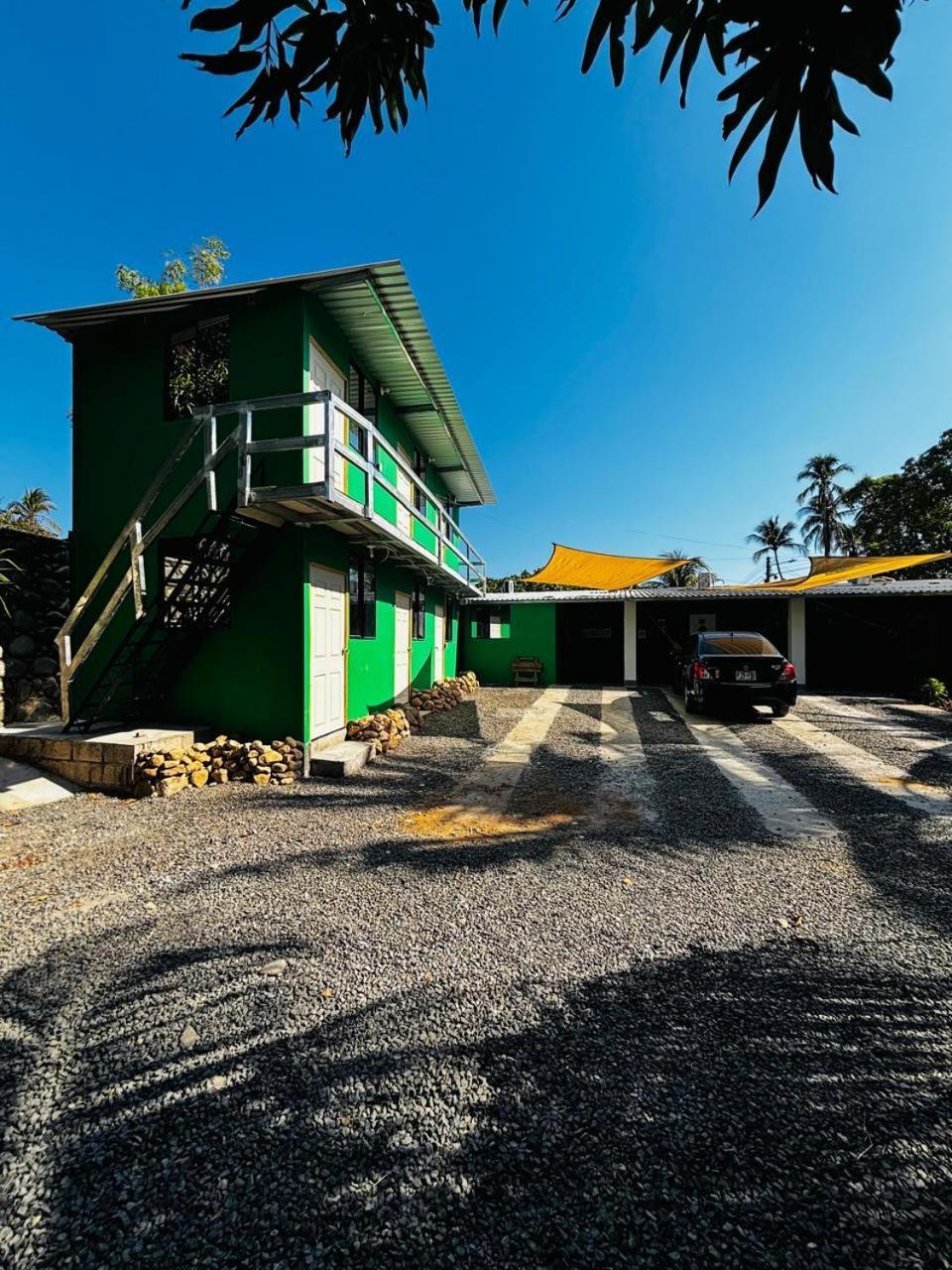 לה ליברטאד La Casona Sv Hostal מראה חיצוני תמונה